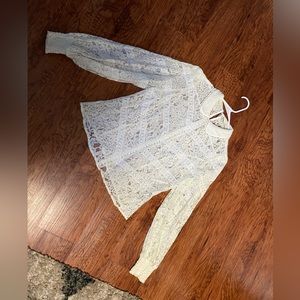 Lace blouse size medium